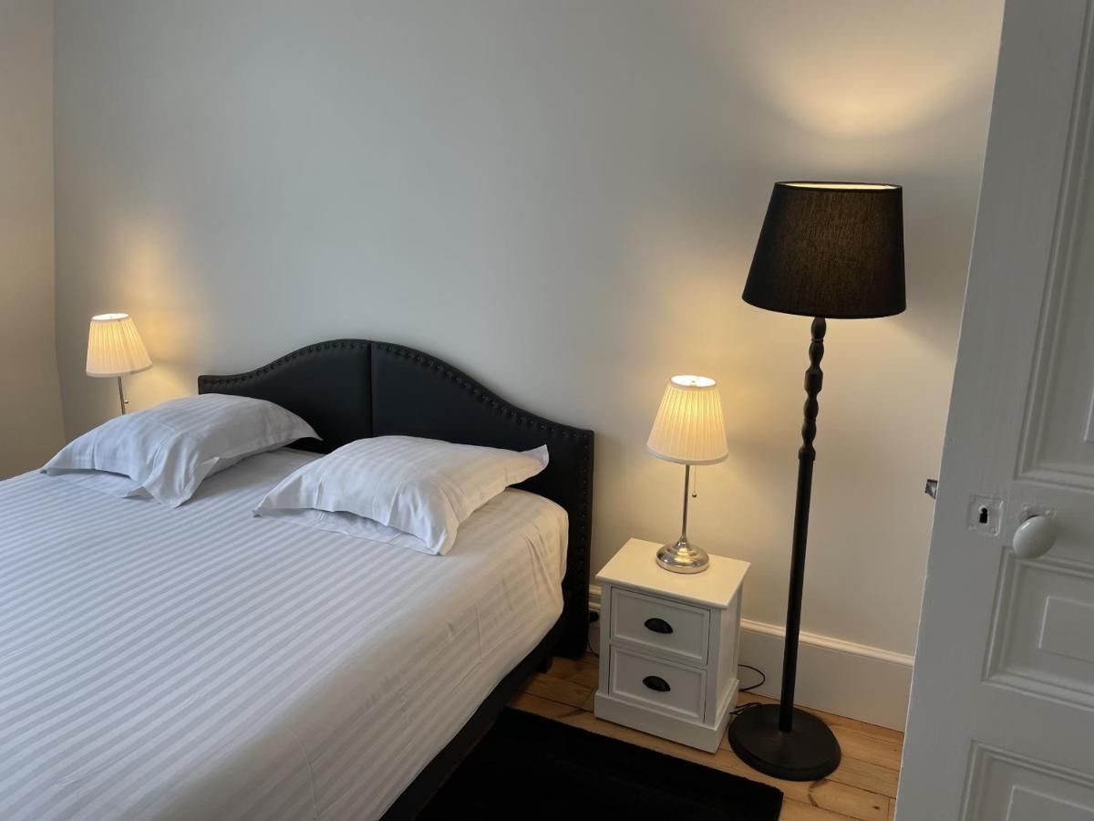 Le Royal XIX Vue Mer Dinard Exterior foto